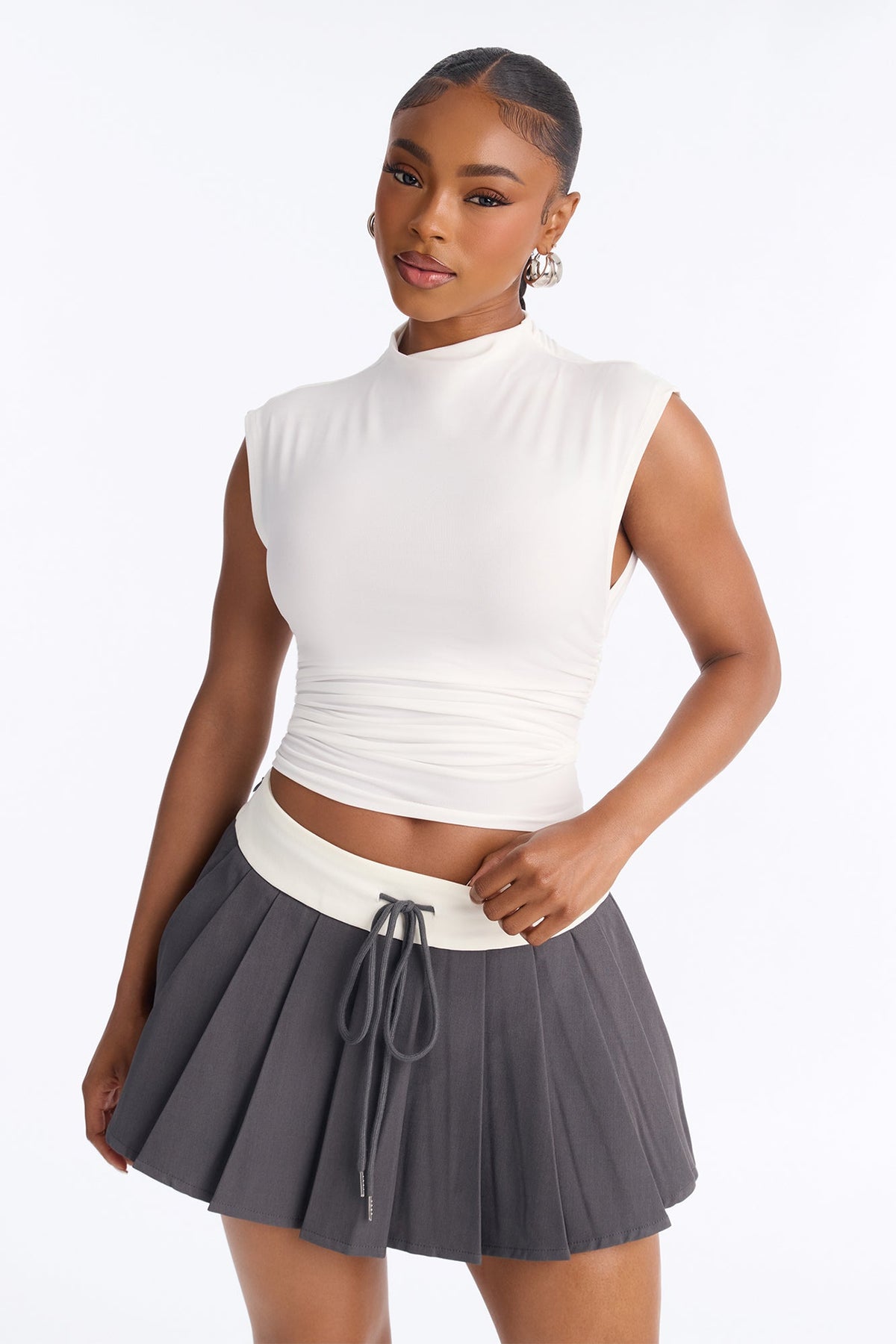 https://cdn.shopify.com/s/files/1/0293/9277/files/J4Q2158C_White_JR_V1.jpg?v=1786028454