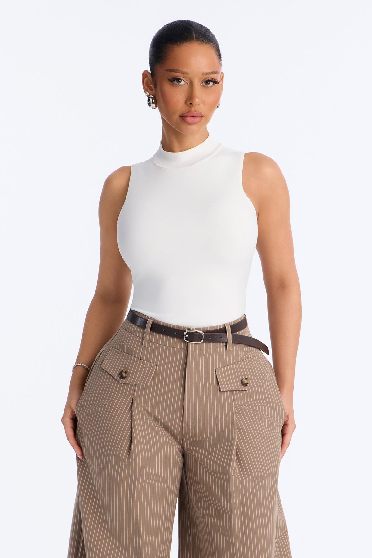 https://cdn.shopify.com/s/files/1/0293/9277/files/J6Q6302CFN_White_JR_V1.jpg?v=1787589309