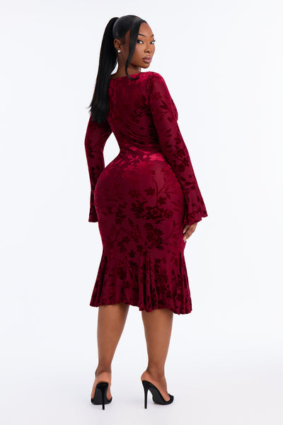 https://cdn.shopify.com/s/files/1/0293/9277/files/NAD83963_Wine_PLUS_V4.jpg?v=1789666787&with=400&height=600