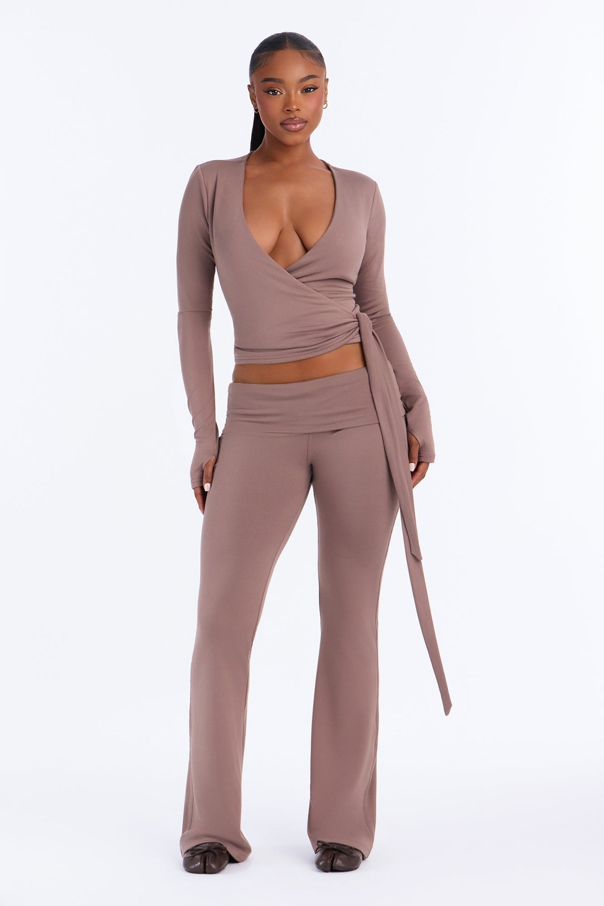 https://cdn.shopify.com/s/files/1/0293/9277/files/RKS47672_Taupe_JR_V1.jpg?v=1790886579
