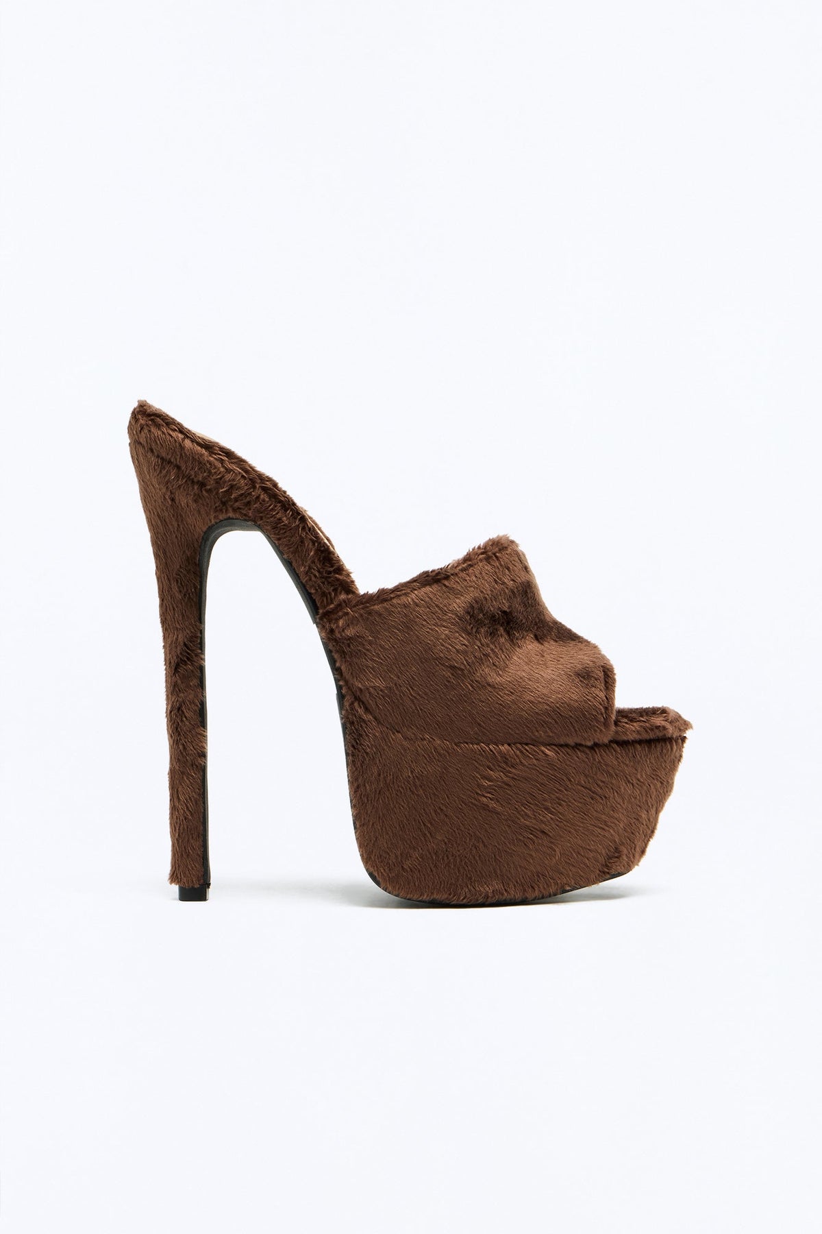 https://cdn.shopify.com/s/files/1/0293/9277/files/SKYHIGHFUR_Brown_SL_V1.jpg?v=1787932741