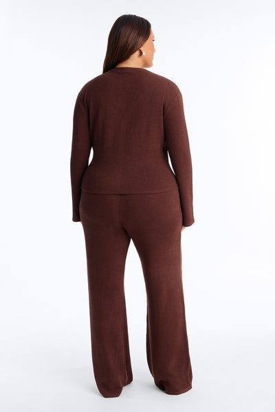 https://cdn.shopify.com/s/files/1/0293/9277/files/ST6032FN_Chocolate_Combo_PLUS_V4.jpg?v=1786385951&with=400&height=600