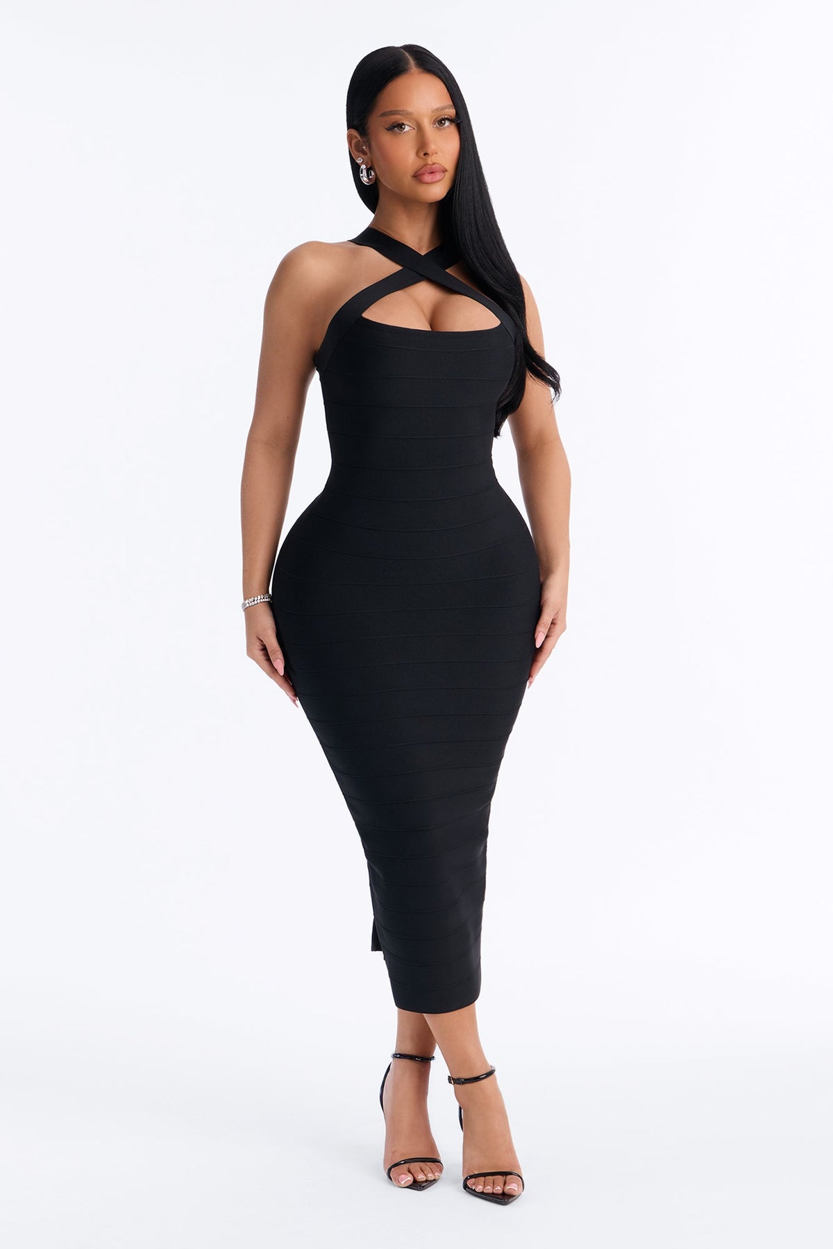 https://cdn.shopify.com/s/files/1/0293/9277/files/V126DR0131_Black_JR_V1.jpg?v=1787584278