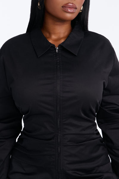 https://cdn.shopify.com/s/files/1/0293/9277/files/V126DR08354_Black_PLUS_V4.jpg?v=1785189387&with=400&height=600