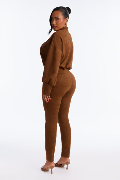 https://cdn.shopify.com/s/files/1/0293/9277/files/V126JP08138_Brown_JR_V4.jpg?v=1789053955&with=400&height=600