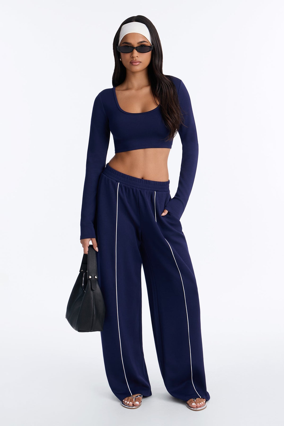 https://cdn.shopify.com/s/files/1/0293/9277/files/V22601PT0402_Navy_JR_V2.jpg?v=1786551857