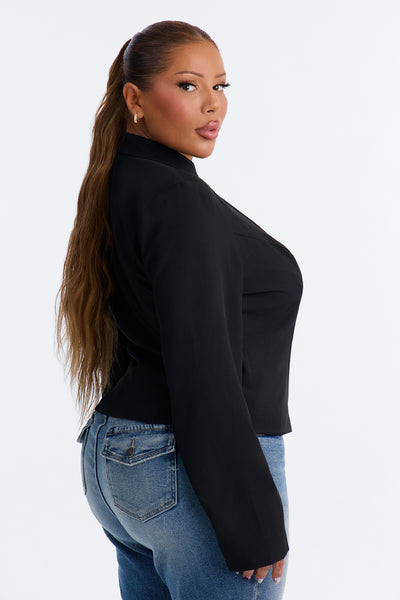 https://cdn.shopify.com/s/files/1/0293/9277/files/V426WT0736_Black_PLUS_V4.jpg?v=1788461264&with=400&height=600