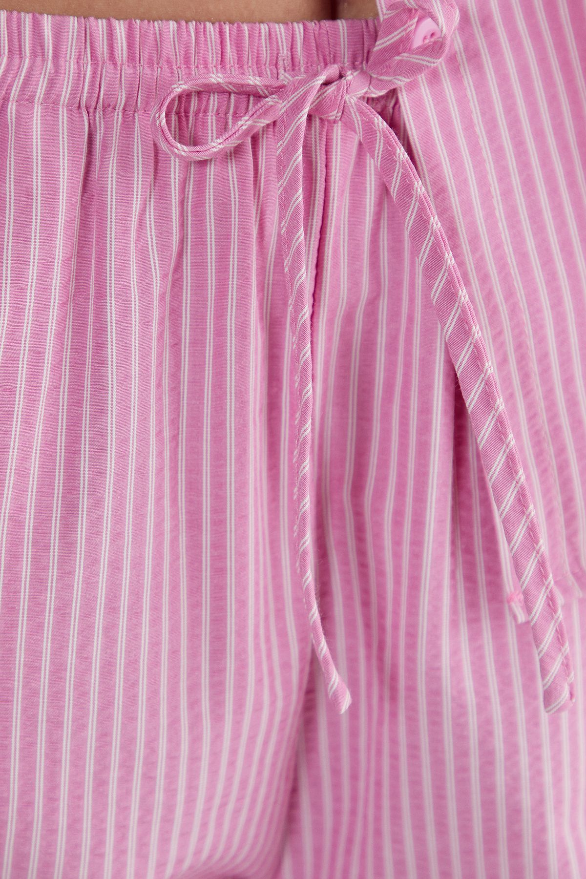 https://mediahub.prettylittlething.com/bgg25509_pink_xl_4