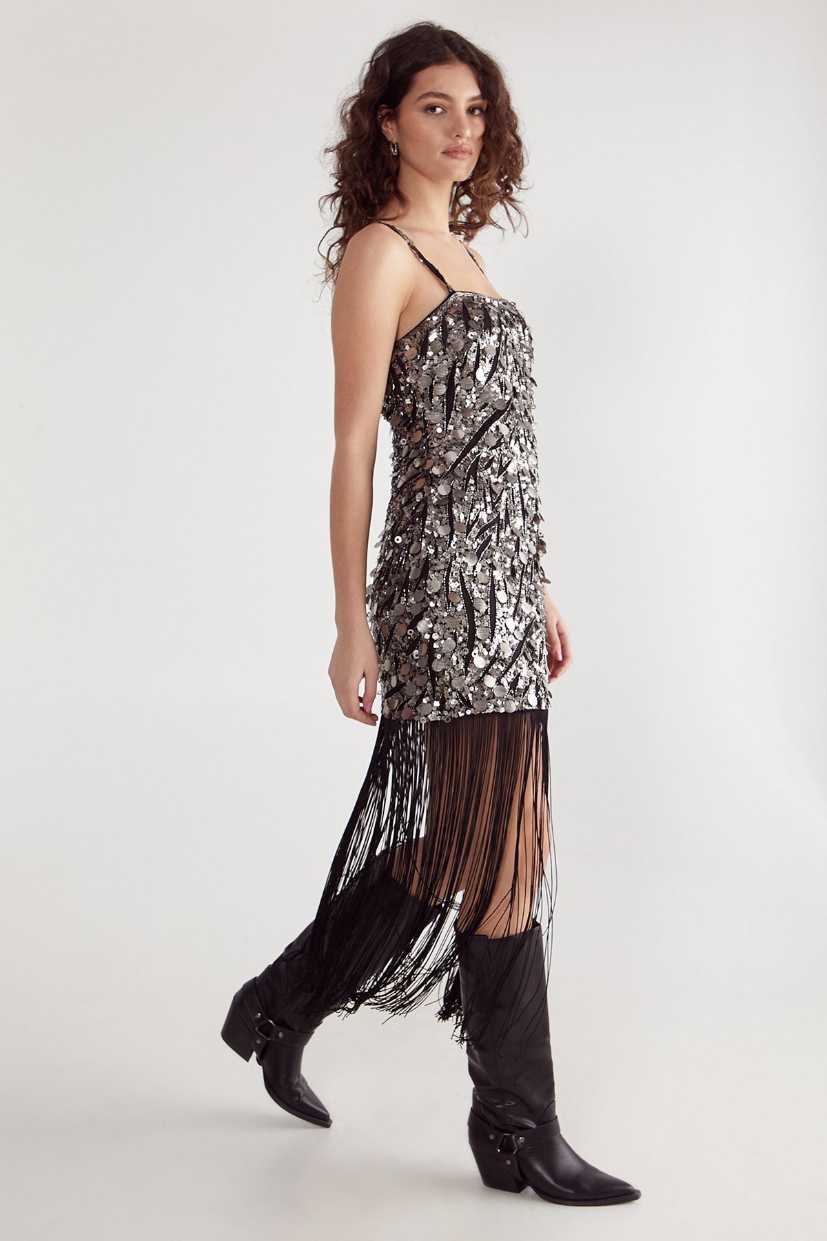 https://mediahub.prettylittlething.com/bgg26163_black_xl_3