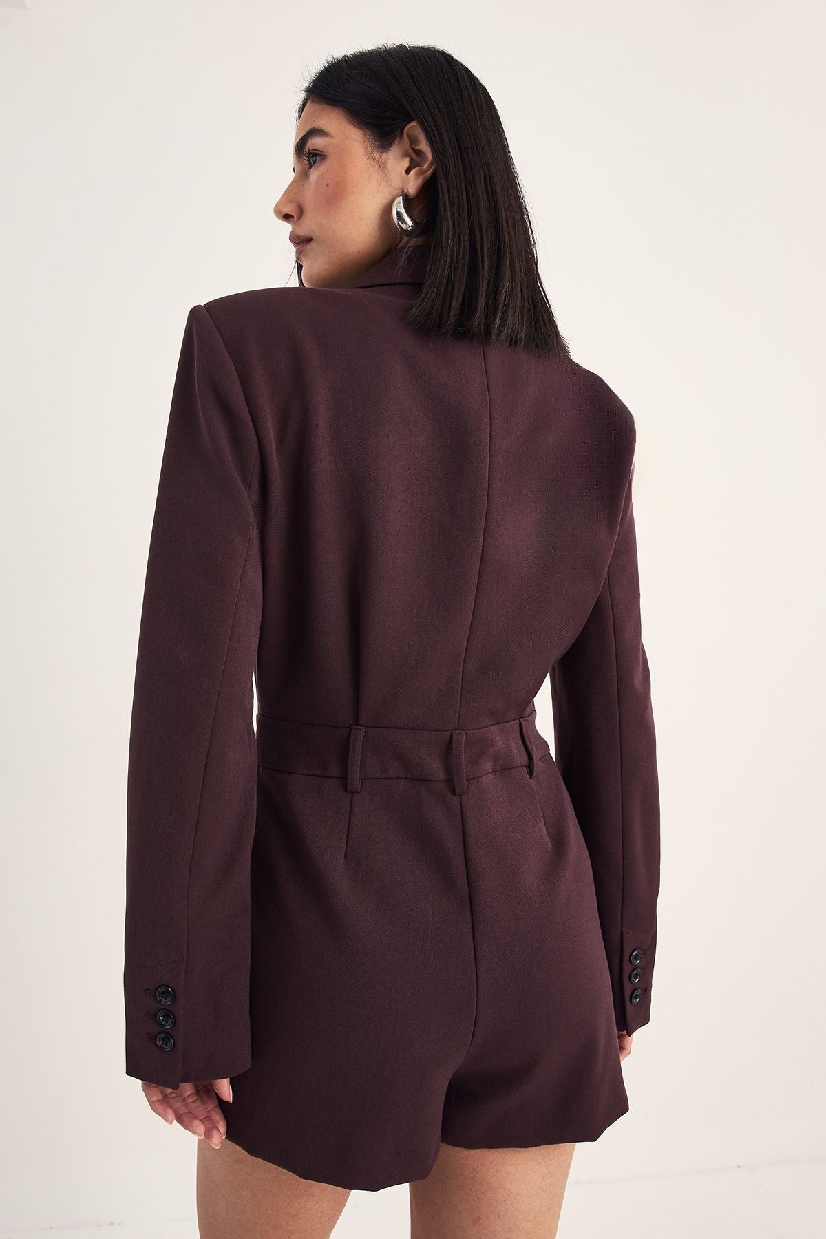 https://mediahub.prettylittlething.com/bgg27021_chocolate_xl_3