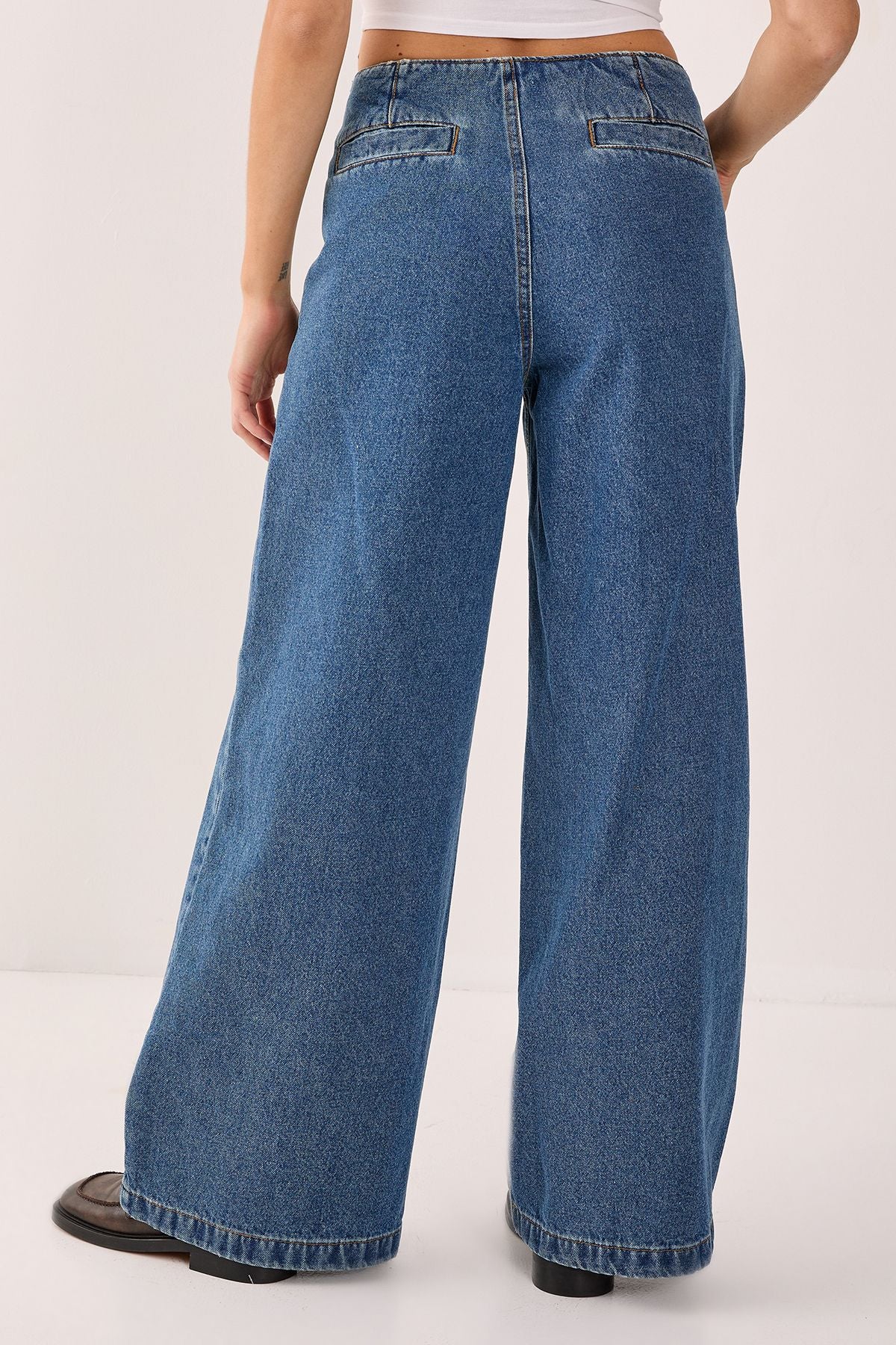 https://mediahub.prettylittlething.com/bgg27140_authentic%20midwash_xl_3