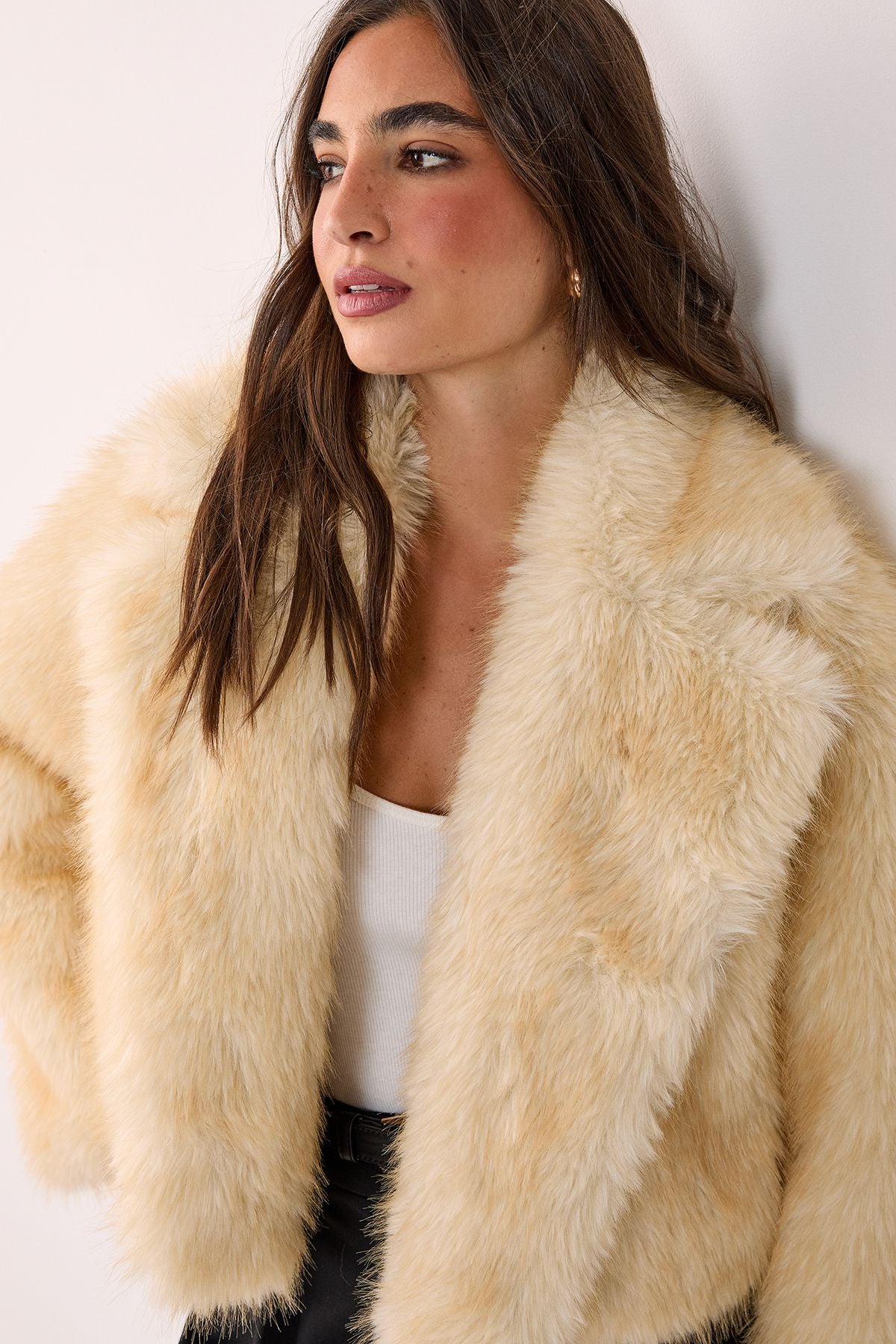 https://mediahub.prettylittlething.com/bgg27405_lemon_xl_3
