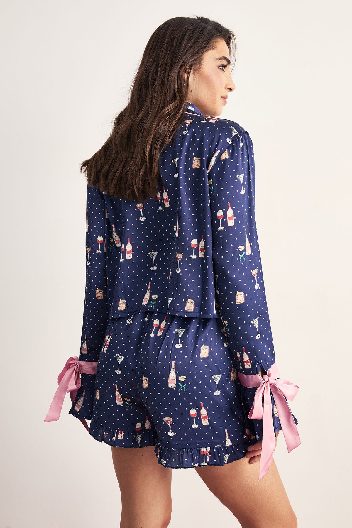 https://mediahub.prettylittlething.com/bgg27564_navy_xl_3