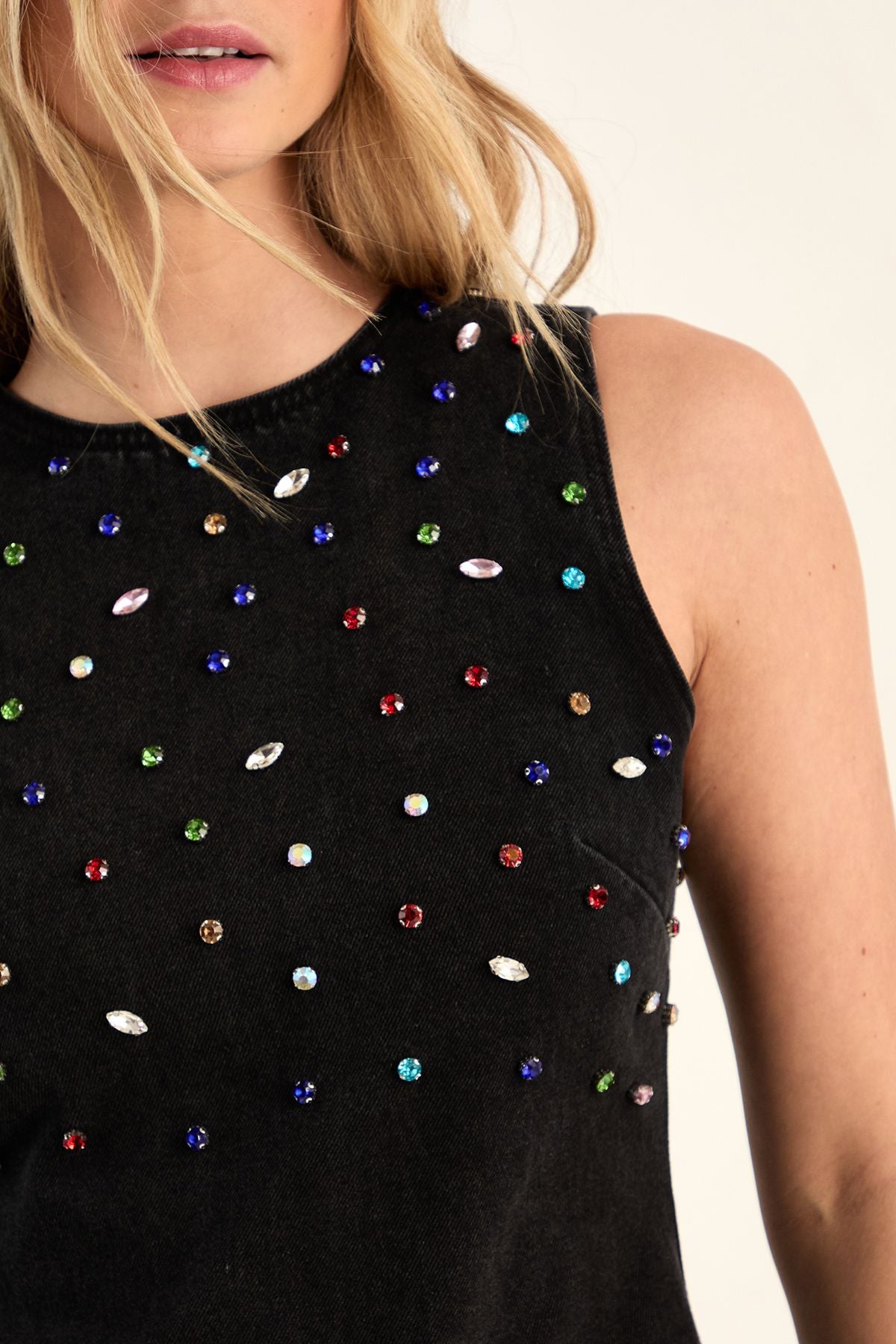 https://mediahub.prettylittlething.com/bgg27775_washed%20black_xl_4