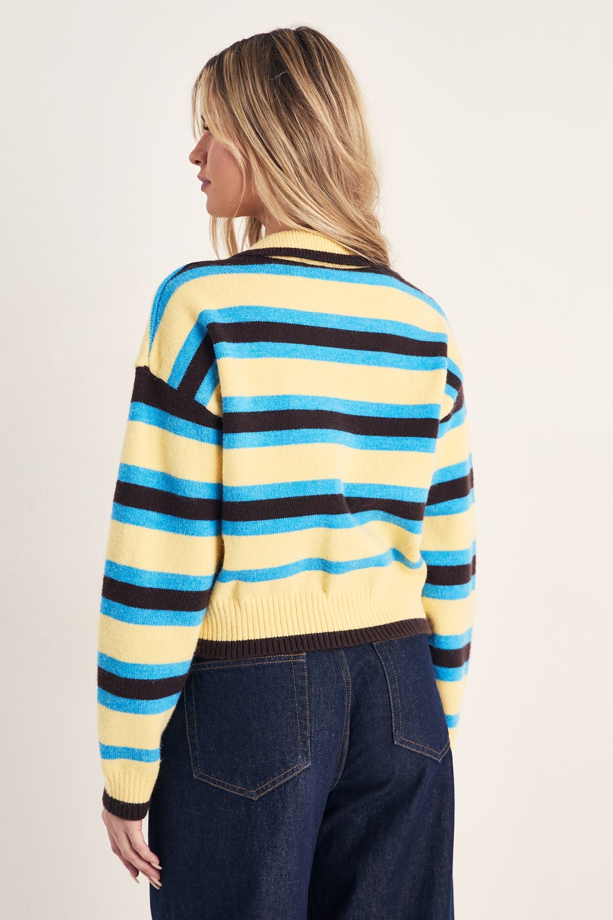 https://mediahub.prettylittlething.com/bgg27856_yellow_xl_3