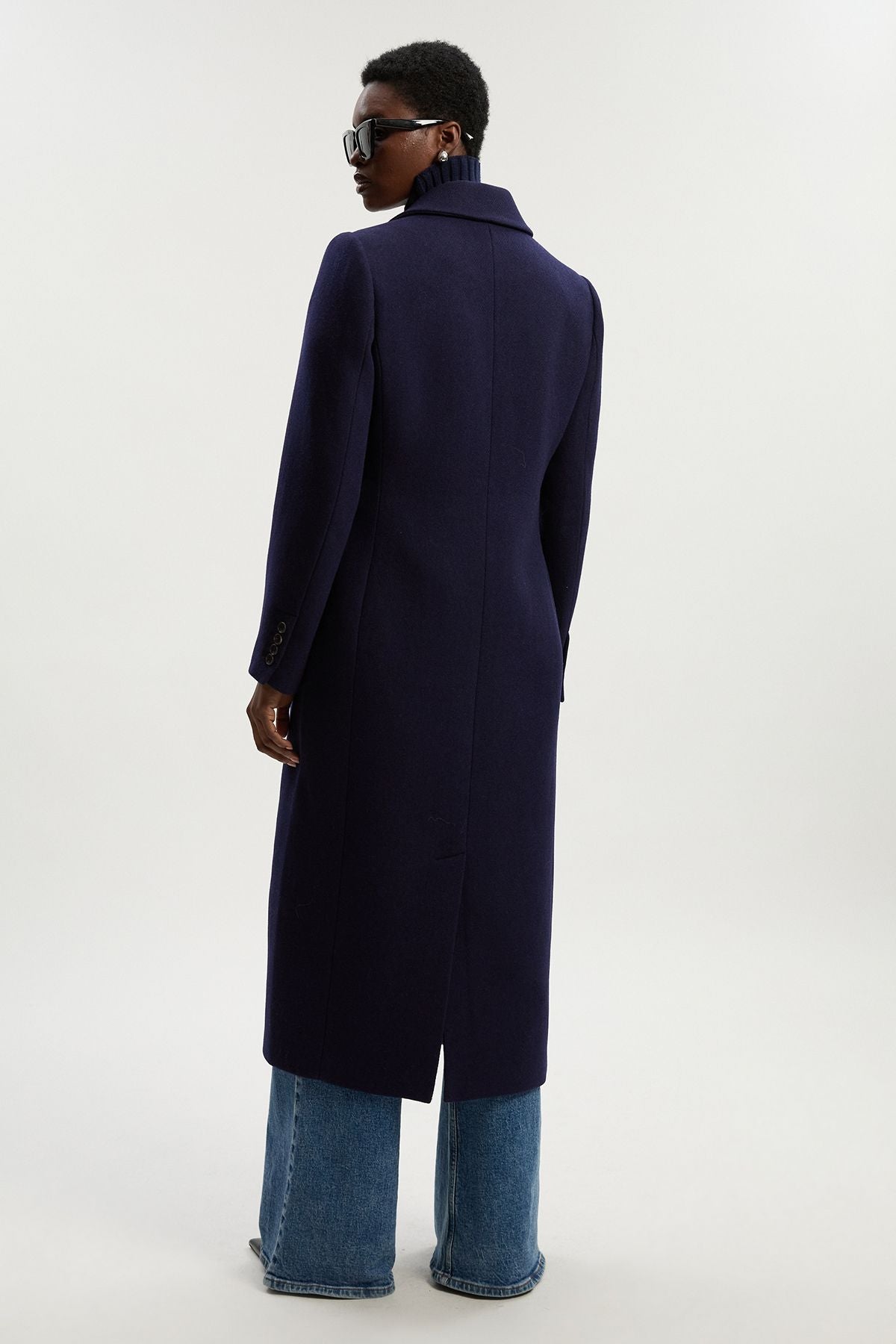 https://mediahub.prettylittlething.com/bkk24720_navy_xl_5