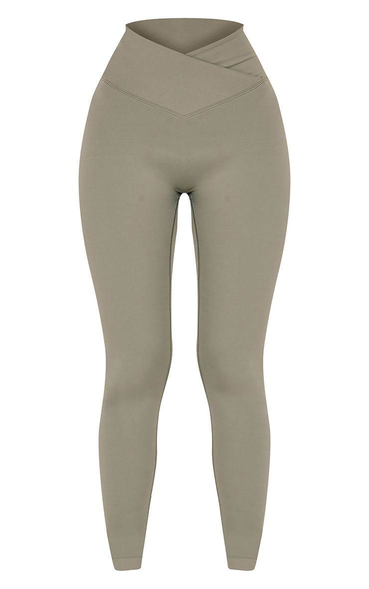 https://mediahub.prettylittlething.com/cnl7304_olive_xl_4