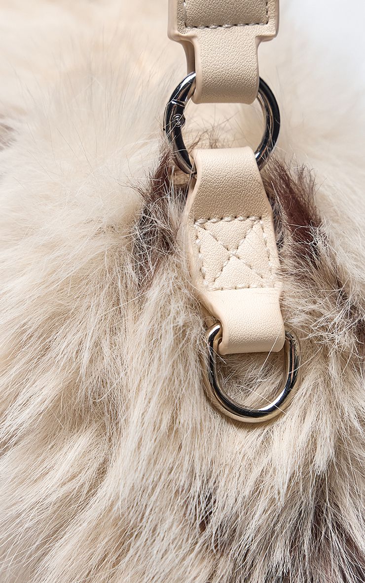 https://mediahub.prettylittlething.com/cno6824_cream_xl_4