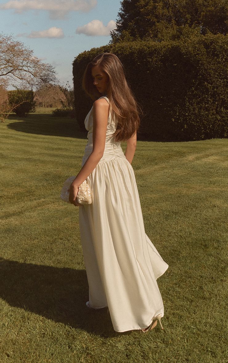 https://mediahub.prettylittlething.com/cnp7199_white_xl_5