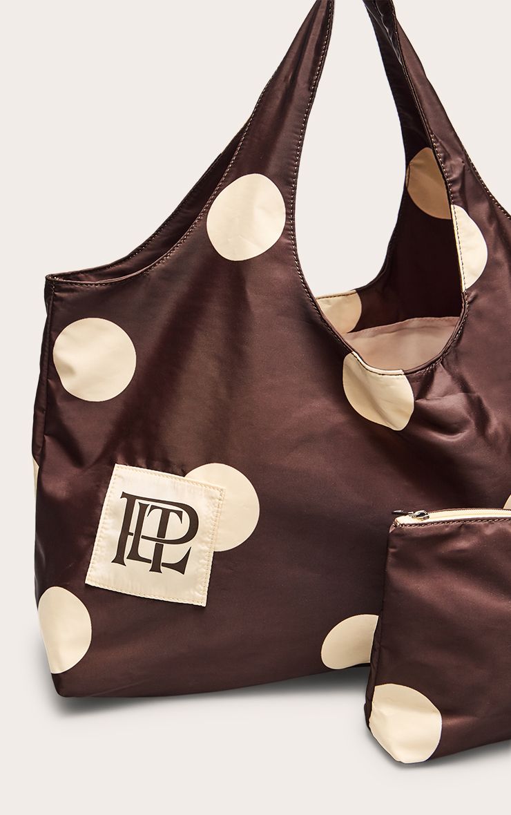 https://mediahub.prettylittlething.com/cnq4349_brown%20polkadot_xl_4