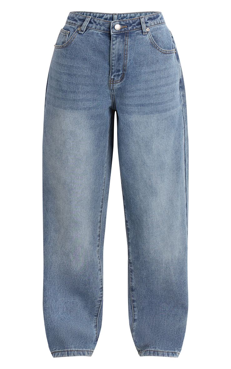 https://mediahub.prettylittlething.com/cnq5220_mid%20blue%20wash_xl_4