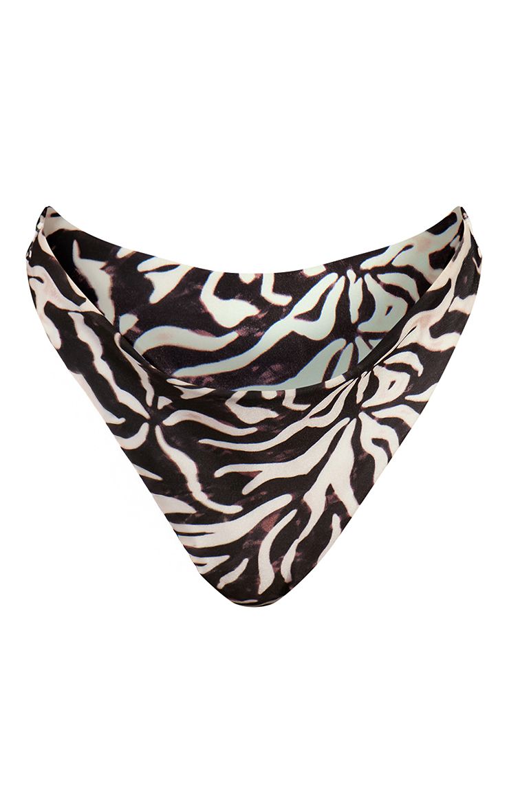 https://mediahub.prettylittlething.com/cnq7207_black_xl_4