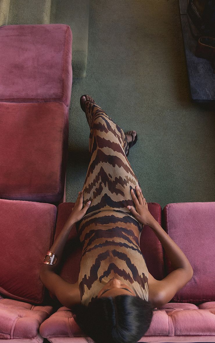https://mediahub.prettylittlething.com/cnq8595_sand_xl_5