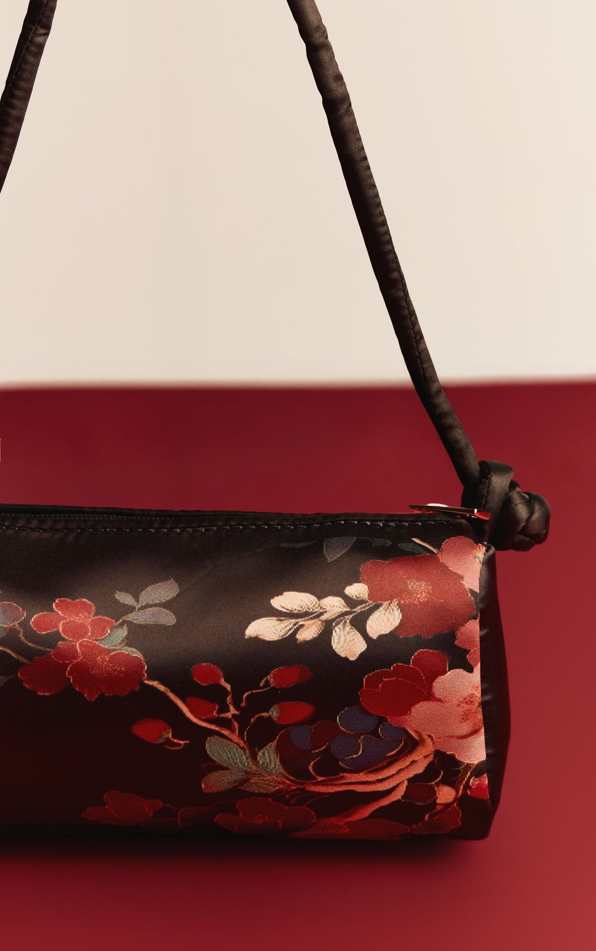 https://mediahub.prettylittlething.com/cnq8884_black_xl_4