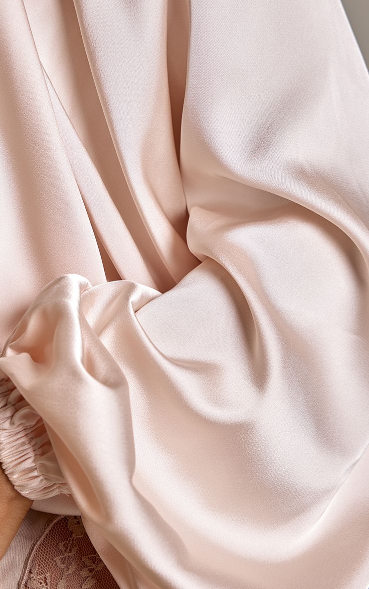 https://mediahub.prettylittlething.com/cnq9683_cream_xl_3