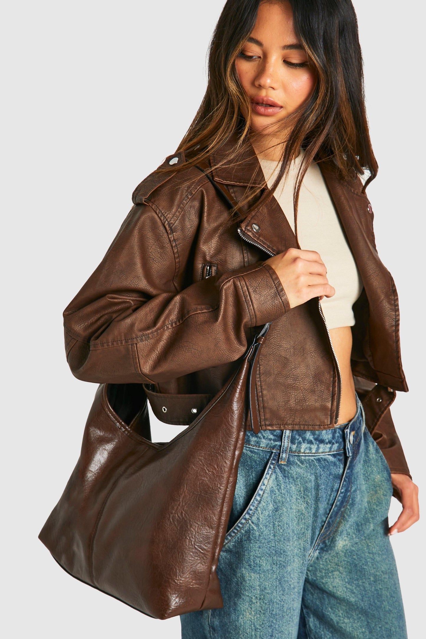 https://mediahub.prettylittlething.com/hzz03799_dark%20brown_xl_4