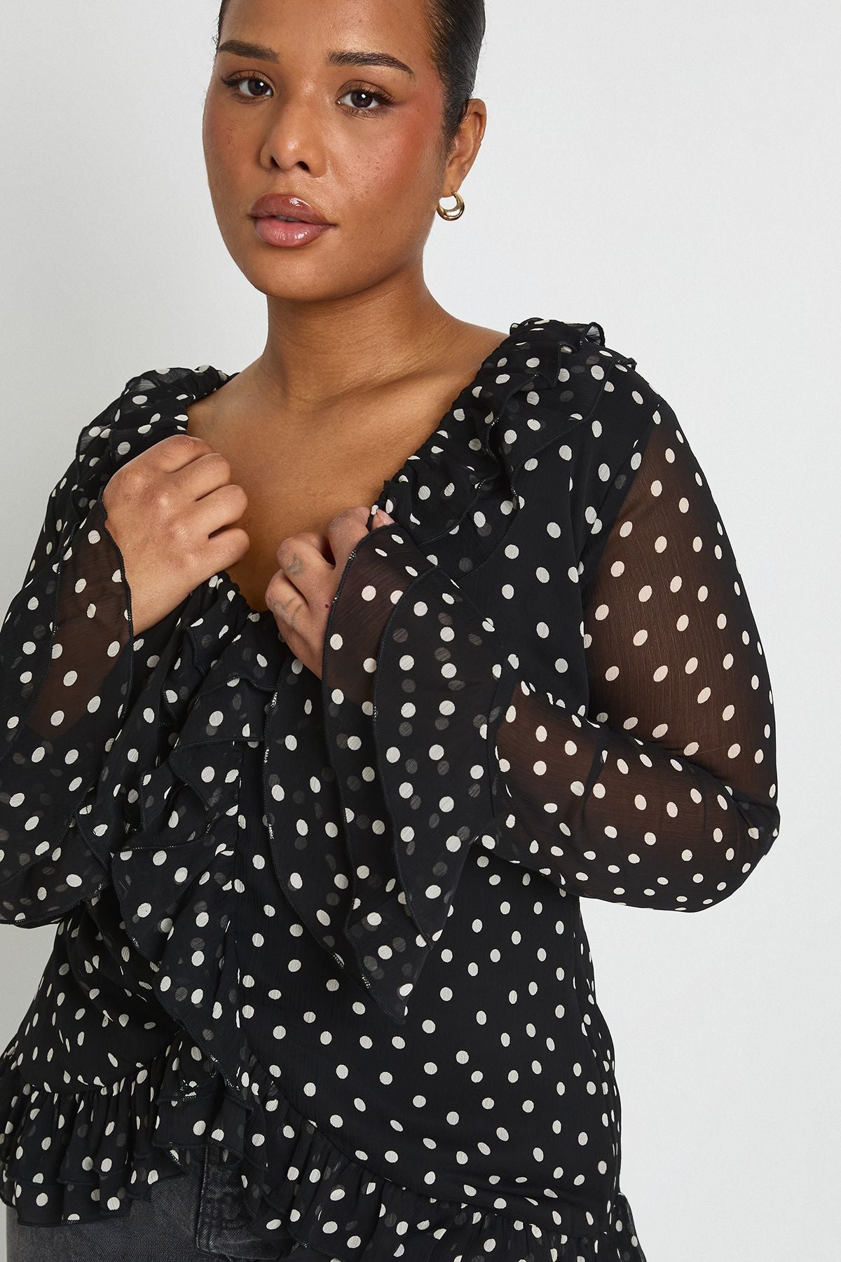 https://mediahub.prettylittlething.com/hzz46432_black_xl_3