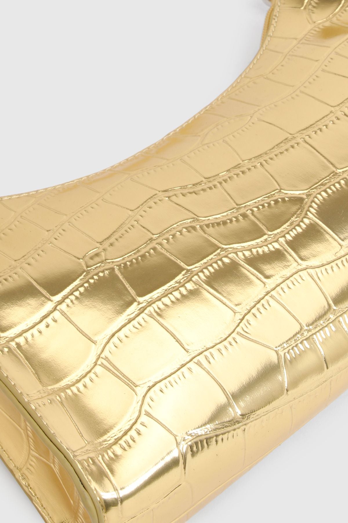 https://mediahub.prettylittlething.com/hzz48273_gold_xl_3
