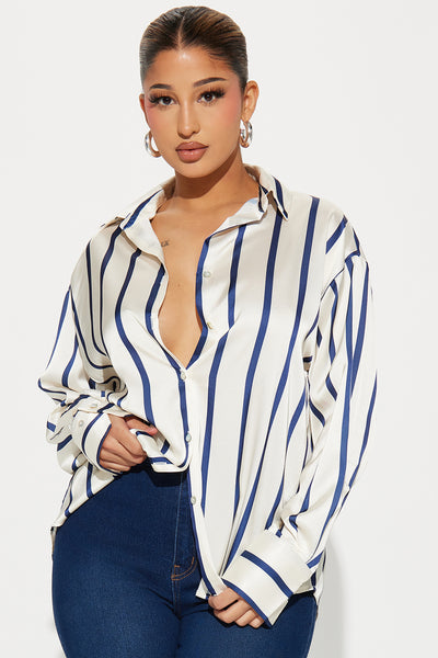 https://cdn.shopify.com/s/files/1/0293/9277/files/01-02-24_S1_31_ZDCHT100704_Ivorycombo_TK_PC_11-40-50_0134_PXF_9009dc43-7abc-48f3-830d-741100543f81.jpg?v=1734709700&with=400&height=600