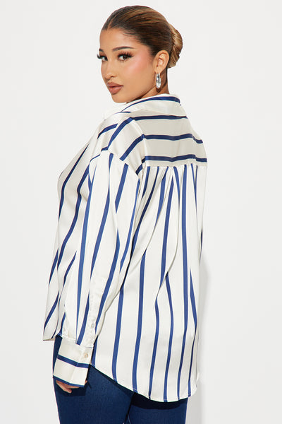 https://cdn.shopify.com/s/files/1/0293/9277/files/01-02-24_S1_31_ZDCHT100704_Ivorycombo_TK_PC_11-41-19_0144_PXF_49030afc-bb93-4d58-9d65-3f162a3be145.jpg?v=1734709700&with=400&height=600