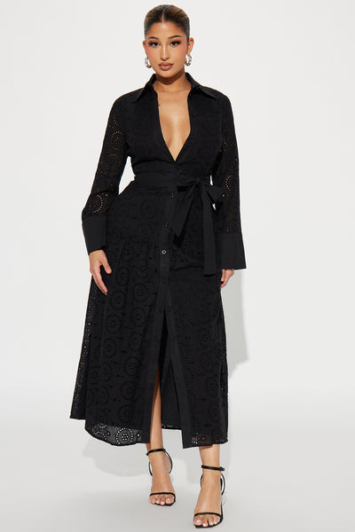 https://cdn.shopify.com/s/files/1/0293/9277/files/01-02-24_S1_40_HF24C384_Black_TK_PC_13-32-26_0293_PXF.jpg?v=1745278407&with=400&height=600