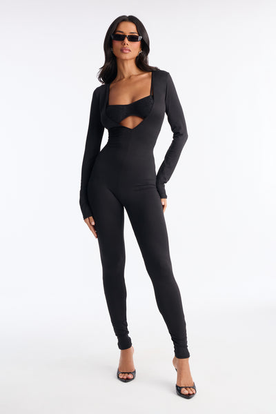 https://cdn.shopify.com/s/files/1/0293/9277/files/01-02-26_S1_28_JP3300_Black_JG_SS_13-19-05_7393_PXF.jpg?v=1767644186&with=400&height=600