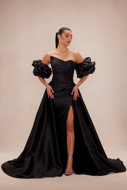 https://cdn.shopify.com/s/files/1/0293/9277/files/01-06-25_S5_40_24GWQ8505_Black_CZ_DO_14-54-02_0491_PXF.jpg?v=1736481686