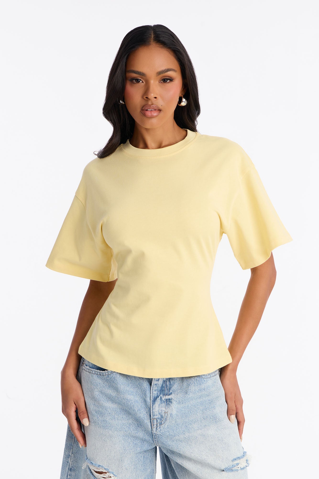 https://cdn.shopify.com/s/files/1/0293/9277/files/01-08-26_S5_29_KMUT4100401_ButterYellow_ZSR_KJ_SS_13-55-10_31692_PXF_CM.jpg?v=1767993977