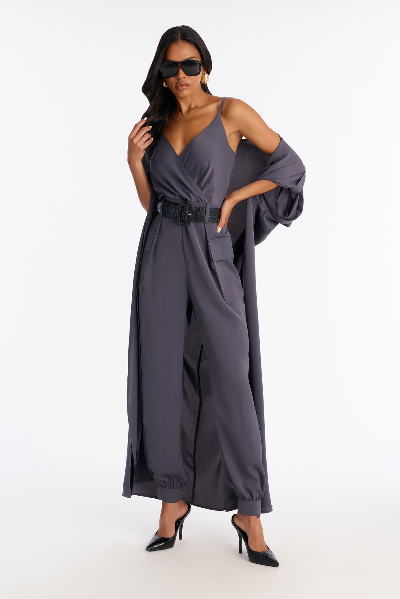 https://cdn.shopify.com/s/files/1/0293/9277/files/01-08-26_S5_7_81893SK_Charcoal_KJ_SS_10-37-14_30945_PXF_CM.jpg?v=1767988538