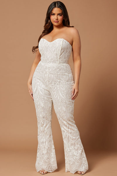 https://cdn.shopify.com/s/files/1/0293/9277/files/01-09-24_S4_58_C62223_White_KT_IM_14-16-29_PLUS_0853_PXF_MR.jpg?v=1706201946&with=400&height=600