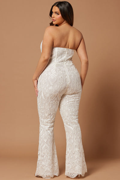 https://cdn.shopify.com/s/files/1/0293/9277/files/01-09-24_S4_58_C62223_White_KT_IM_14-17-05_PLUS_0868_PXF_MR.jpg?v=1706201948&with=400&height=600