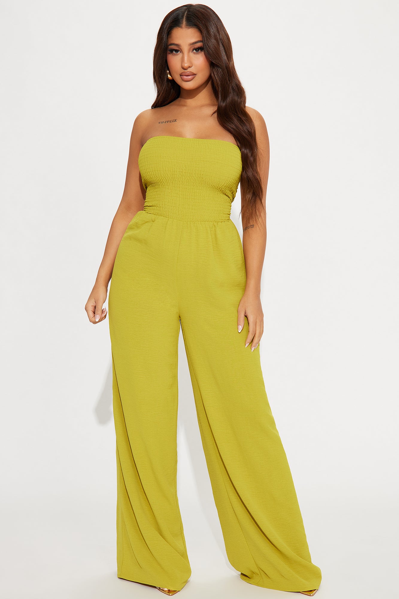https://cdn.shopify.com/s/files/1/0293/9277/files/01-10-24_S6_3_WP8493D_Chartreuse_KT_PC_11-09-33_71517_PXF.jpg?v=1705448250
