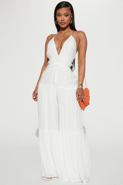 https://cdn.shopify.com/s/files/1/0293/9277/products/01-12-22Studio2_MS_Renee_12-08-40_11_DM3055_White_P_12919_EH.jpg?v=1674073570&with=400&height=600