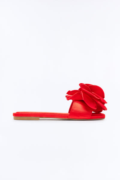 https://cdn.shopify.com/s/files/1/0293/9277/files/01-13-26_SLPM_57_DELILAH01_Red_AB_19-12-29_FLATLAY_9055_PXF.jpg?v=1768516529&with=400&height=600