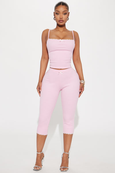 https://cdn.shopify.com/s/files/1/0293/9277/files/01-15-25_S2_18_KJGM4091817_Pink_P_KJ_RL_15-00-20_30309_PXF.jpg?v=1737154352&with=400&height=600