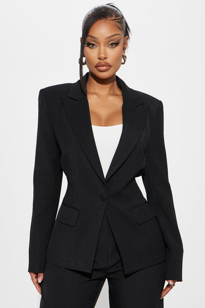 https://cdn.shopify.com/s/files/1/0293/9277/files/01-16-25_S2_15_GW24K1947A_Black_P_CXB_AA_15-24-50_30687_PXF.jpg?v=1737156483&with=400&height=600