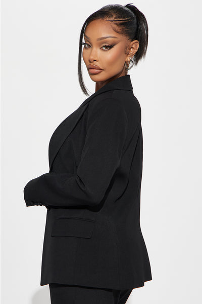 https://cdn.shopify.com/s/files/1/0293/9277/files/01-16-25_S2_15_GW24K1947A_Black_P_CXB_AA_15-25-04_30690_PXF.jpg?v=1737156483&with=400&height=600