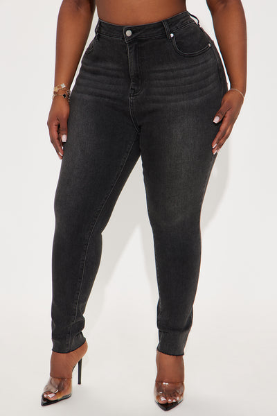 https://cdn.shopify.com/s/files/1/0293/9277/files/01-16-25_S4_59_FN15105HSK_Black_AE_JS_15-00-07_PLUS_62633_PXF.jpg?v=1737571936&with=400&height=600