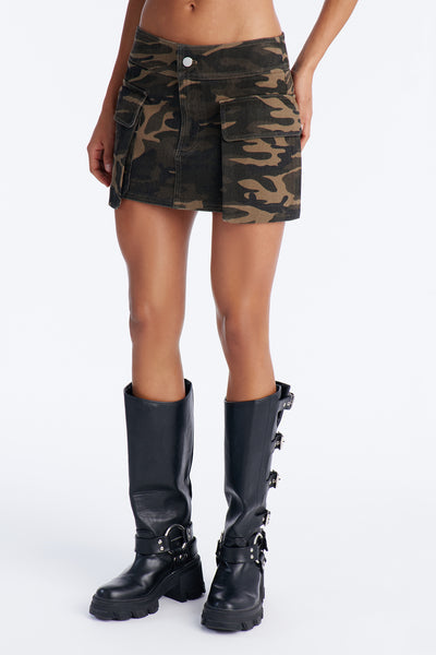 https://cdn.shopify.com/s/files/1/0293/9277/files/01-16-26_S4_27_V22507SK191529_Camouflage_KF_SS_13-10-05_21938_SKS.jpg?v=1769120592&with=400&height=600