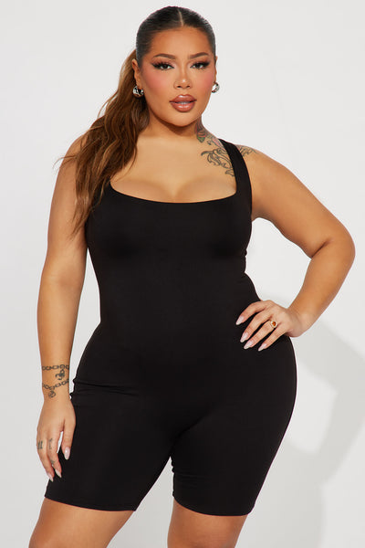 https://cdn.shopify.com/s/files/1/0293/9277/files/01-17-24_S4_4_JR49771_Black_P_TK_SS_10-37-41_PLUS_32278_EH.jpg?v=1717539316&with=400&height=600